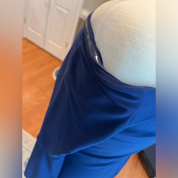 Ralph Lauren Off-The-Shoulder Bell-Sleeve Dress - Picture 8 of 9